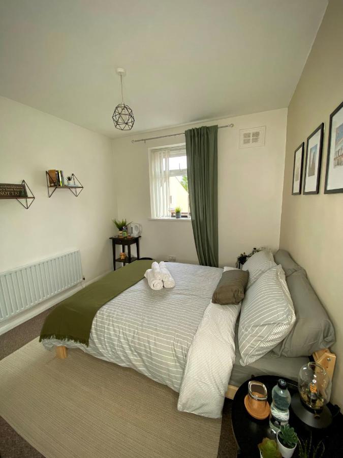 Cheerful And Cosy Double Room Belfast Exterior photo